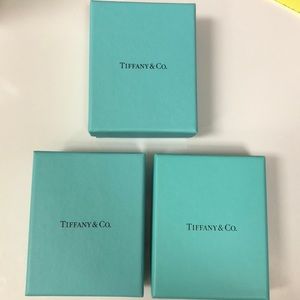 Tiffany blue boxes
